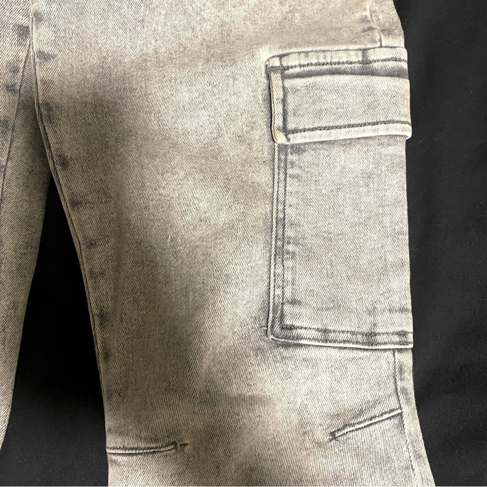NWOT ALLSAINTS Duran Mid Rise Skinny Cargo Pants in Snow Grey - Size W28